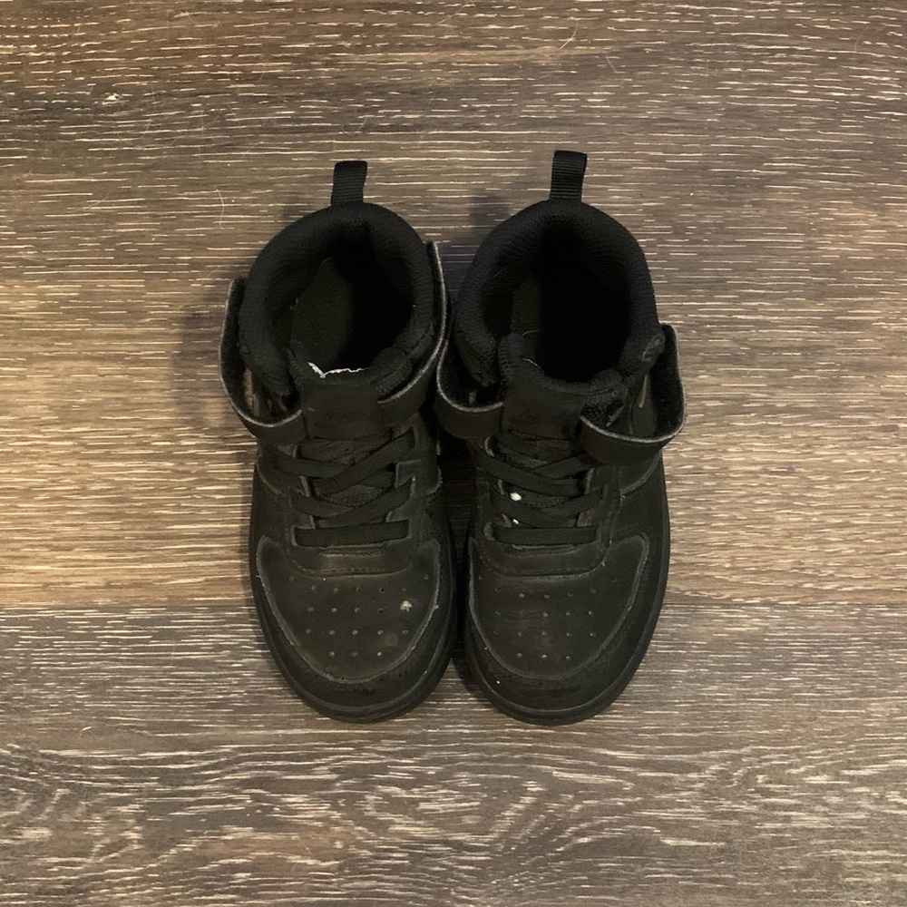 Nike Kids Black Sneakers